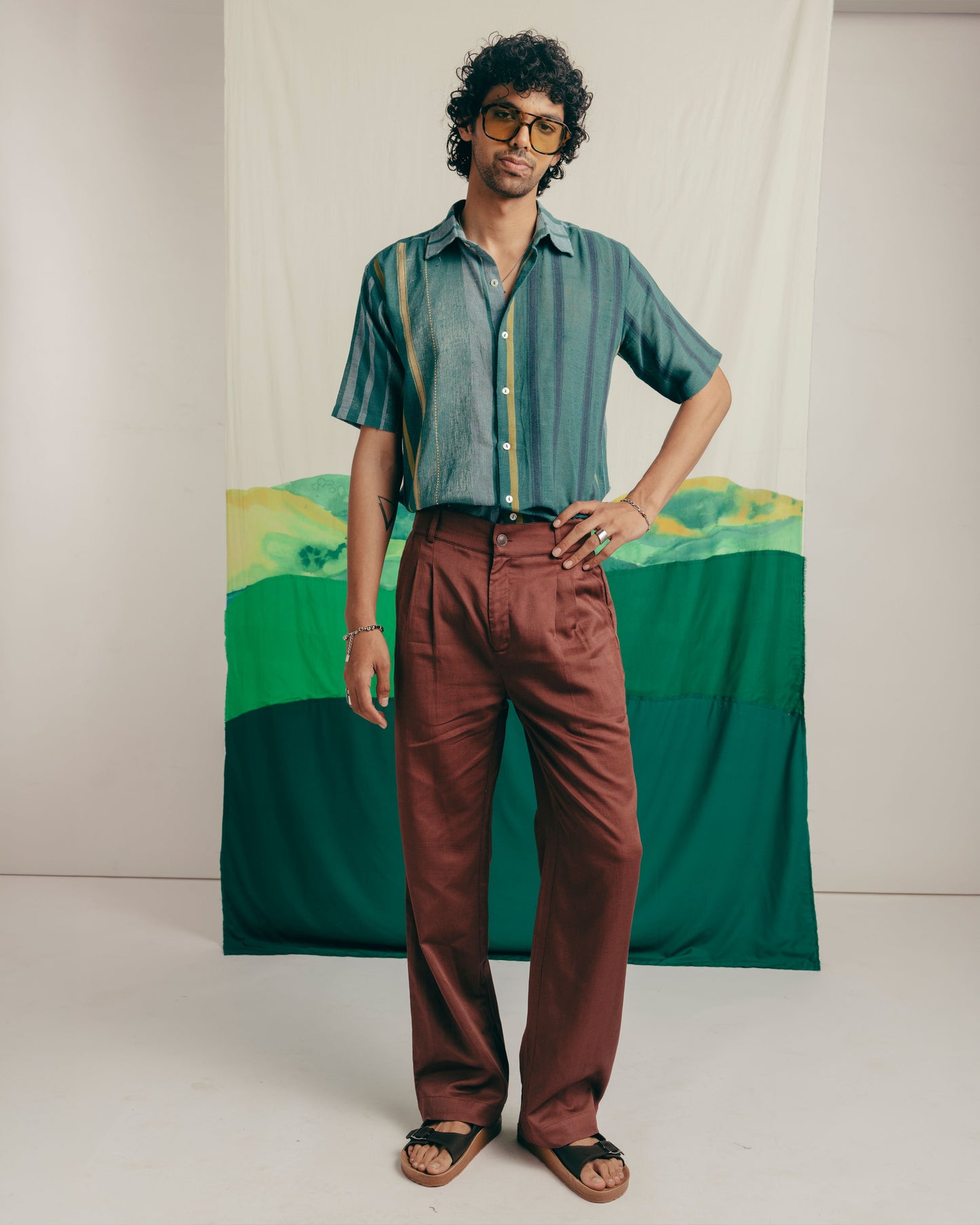 Leher Shirt